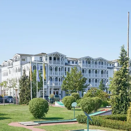 アパート Geschmackvoll Eingerichtete Fuer 4 Im Seepark ゼリン