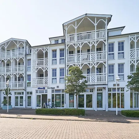 アパート Geschmackvoll Eingerichtete Fuer 4 Im Seepark ゼリン